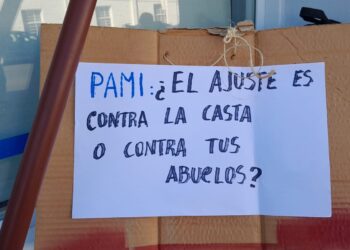 Protesta  en el PAMI de  Comodoro Rivadavia