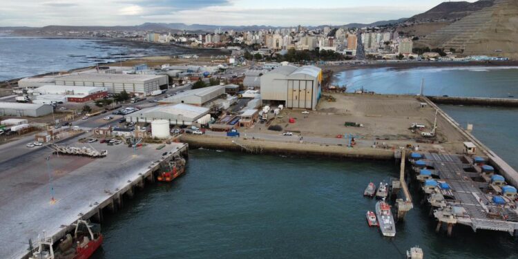 Recuperación histórica: avanza el Astillero de Comodoro y proyecta más de 300 puestos de empleo