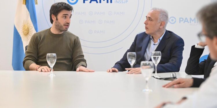 Torres gestionó ante autoridades de PAMI el pago de deudas atrasadas con Cabin y prestadores de la provincia