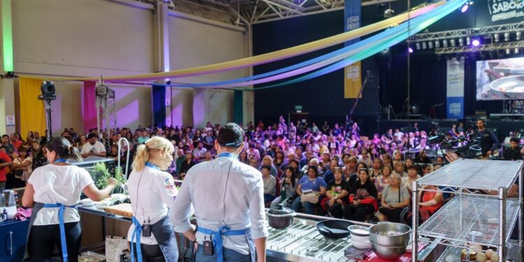Festín de Sabores: Cocina en vivo, música y compromiso sustentable en el Predio Ferial