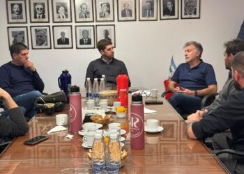 La Cámara de Comercio y la Sociedad Rural de Comodoro se reúnen para pensar en soluciones concretas en la crisis