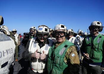 Milei es la casta y en portaaviones