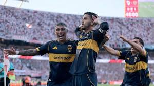 Boca le ganó a River, en el monumental, con gol de Paredes