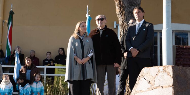 Rada Tilly celebró el 216° aniversario de la Revolución de Mayo