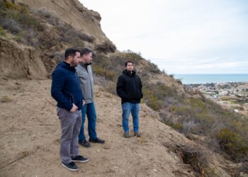 SRK ultima detalles del estudio geológico por el desplazamiento del cerro Hermitte