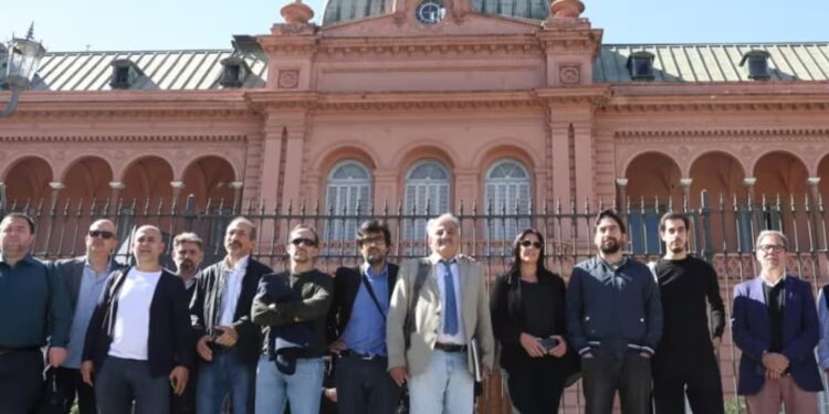 El Gobierno reabre desde el lunes sala de periodistas de la Casa Rosada