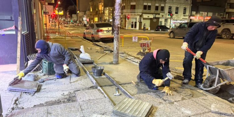 Infraestructura municipal avanza con el mejoramiento de veredas en la calle San Martín