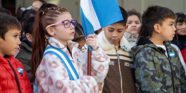 El Municipio conmemoró el Día Nacional del Himno Argentino