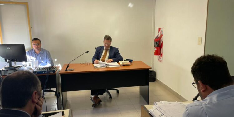 Caso Angel: La fiscalía reconoció la muerte por neumonía pero en concomitancia con traumatismos y agrava la situación de Altamirano y González