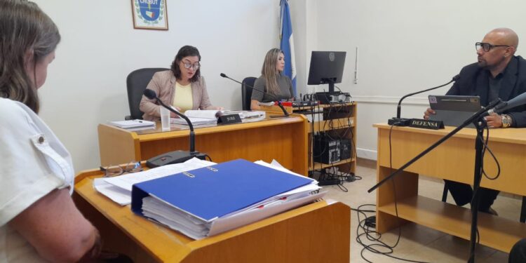 Audiencia preliminar por abandono de persona incapaz seguido de muerte agravado