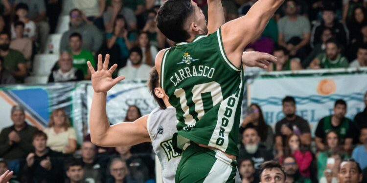 Gran victoria de Gimnasia, que está a un juego de meterse en la final