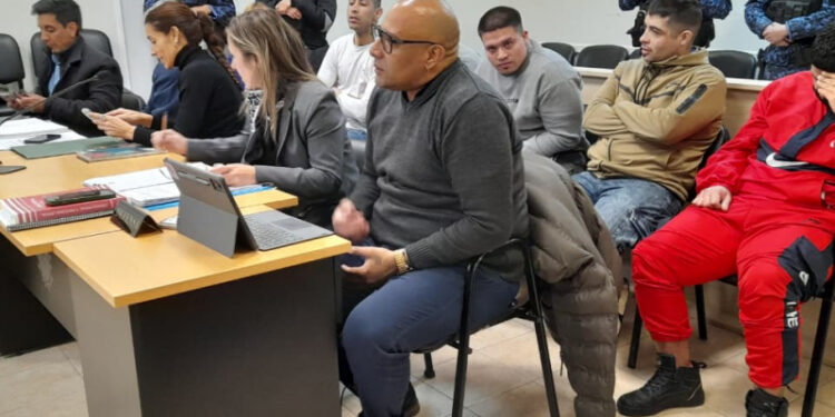 Sigue la prisión preventiva para cinco de las personas que atacaron la Oficina Judicial
