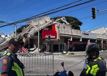 Aumentan a 53 los muertos por el terremoto en el sur de Filipinas