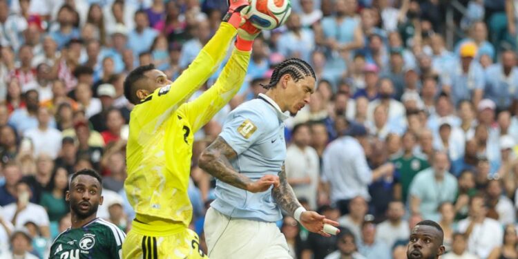 Uruguay empató con Arabia Saudita