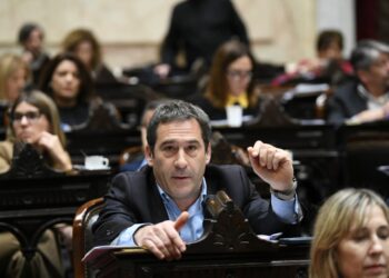 Luque reclamó avanzar en la penalización de la pesca ilegal y defendió la soberanía del mar argentino
