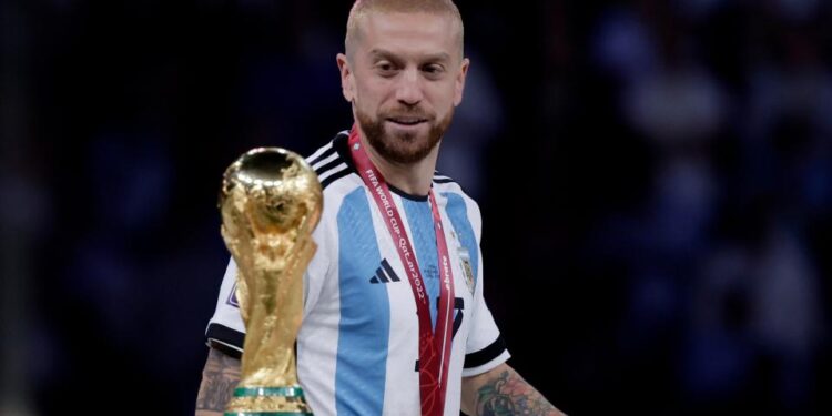 El misterio del Papu: filtraciones y sanción marcaron su salida