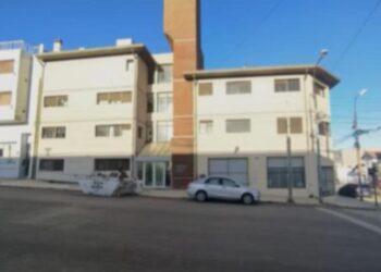 Abrazo simbólico al Centro de día