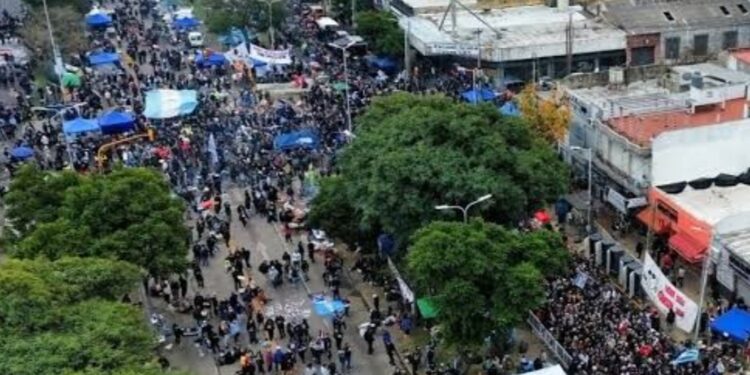 Terminó la despedida del Indio pero su música continuará