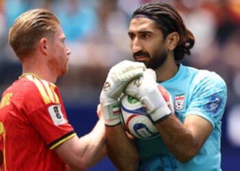 Irán, con Beiranvand como figura, empató con Bélgica