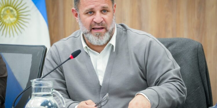 Glinski impulsa una ley para prevenir incendios forestales