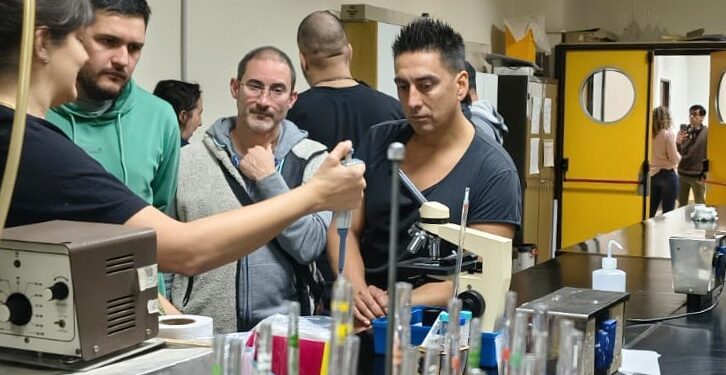 Comodoro Conocimiento capacitó a productores artesanales cerveceros