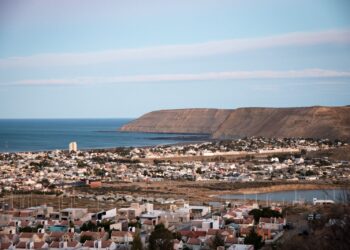 Rada Tilly Impulsa: lanzamiento del ciclo de capacitaciones para fortalecer el comercio local