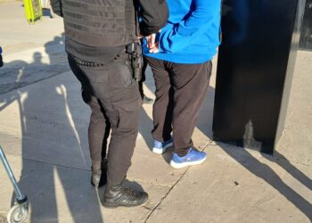 Empleado de supermercado fue detenido cuando intentaba llevarse mercadería sin pagar en Rada Tilly