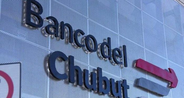Trabajadores municipales de Rawson reciben el medio aguinaldo este viernes
