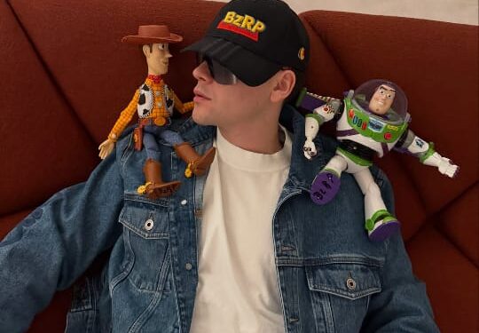 Bizarrap se suma al universo de Toy Story 5