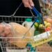 Canasta que mide la indigencia en Argentina crece en mayo por encima de la inflación