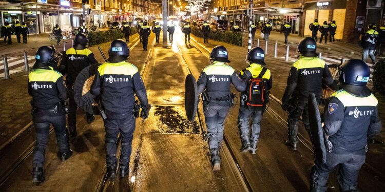 Disturbios en Países Bajos tras la eliminación