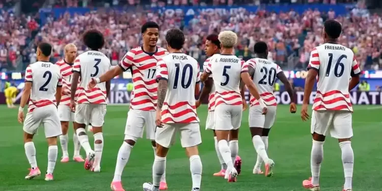 EEUU arrolla 4-1 a Paraguay en su primer partido como anfitrión del Mundial