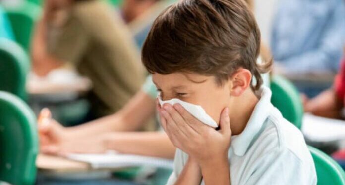 Escuelas de Chubut refuerzan prevención ante virus respiratorios