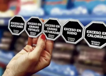 Crece la resistencia contra la eliminación del etiquetado frontal