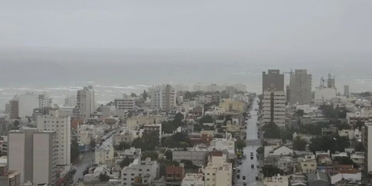 El tiempo en Comodoro: martes con lluvia, viento intenso y probabilidad de nevadas