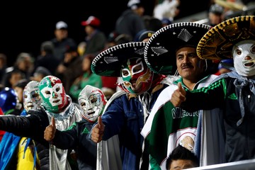Hinchas mexicanos y su pesadilla sonora