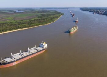 El gobierno anunció que completó el proceso de privatización de la Hidrovía