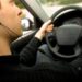 La ANSV aclara: la pérdida auditiva no impide conducir, pero los auriculares sí están prohibidos