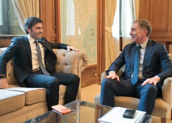 Torres se reunió con Santilli en Casa Rosada y confirmó que la semana próxima se licitará el Acueducto de Comodoro Rivadavia