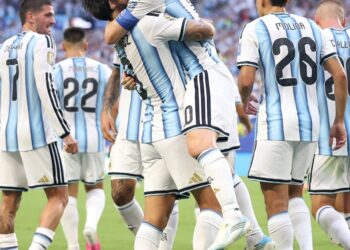Argentina sufrió, venció 3-2 a Cabo Verde en el alargue y avanzó a octavos del Mundial