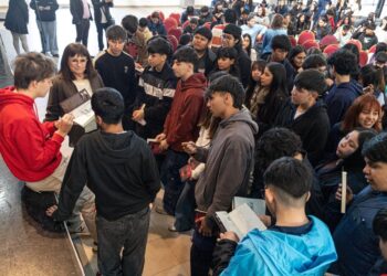 300 alumnos recibirán un libro en el marco del programa “Leer nos mueve, leer nos cambia”