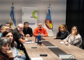 El Municipio brindó los avances del diagnóstico territorial a los vecinos afectados por el cerro Hermitte