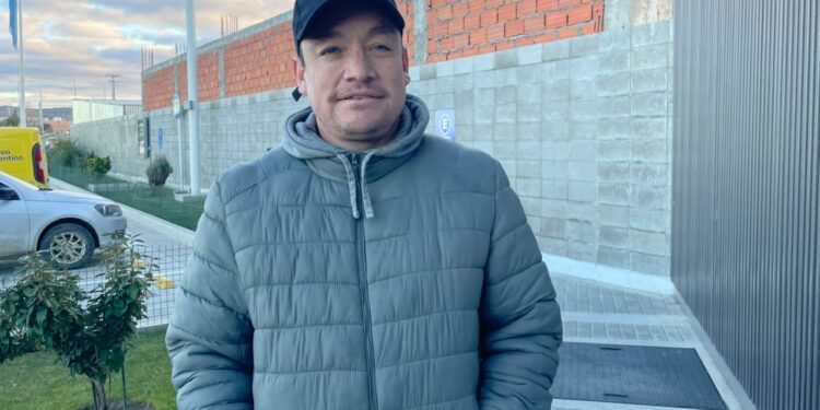 Más de 200 personas viven en situación de calle en Comodoro y piden un refugio para enfrentar el invierno