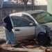 Una mujer quedó atrapada tras un fuerte choque en Trelew