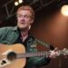 Murió Glen Hansard, músico y actor irlandés, a los 56 años
