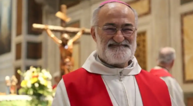 Denuncias contra un cardenal que sonaron fuerte en el Vaticano