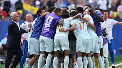 Francia derrotó a Marruecos y espera a su rival en semifinales
