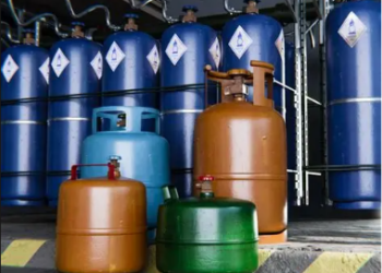Restricciones de gas paralizan a más de 130 fábricas en Argentina