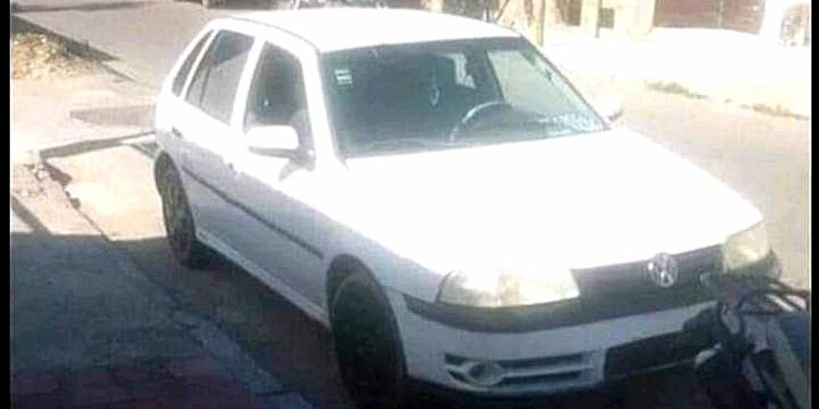 Violento asalto a un conductor de aplicación en La Floresta