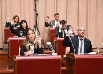 La mayoría oficialista aprobó el controvertido acuerdo con YPF